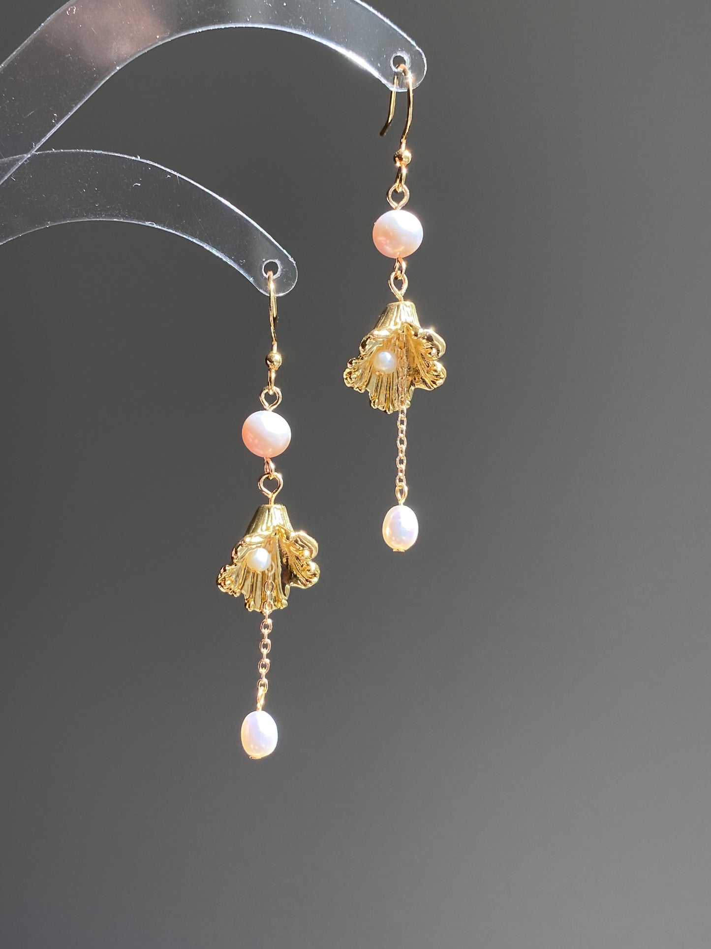Floral Inspired Morning Glory Pearl Earrings – Freshwater Pearl Drop Earrings with Gold Floral Design Romance pearl jewelry