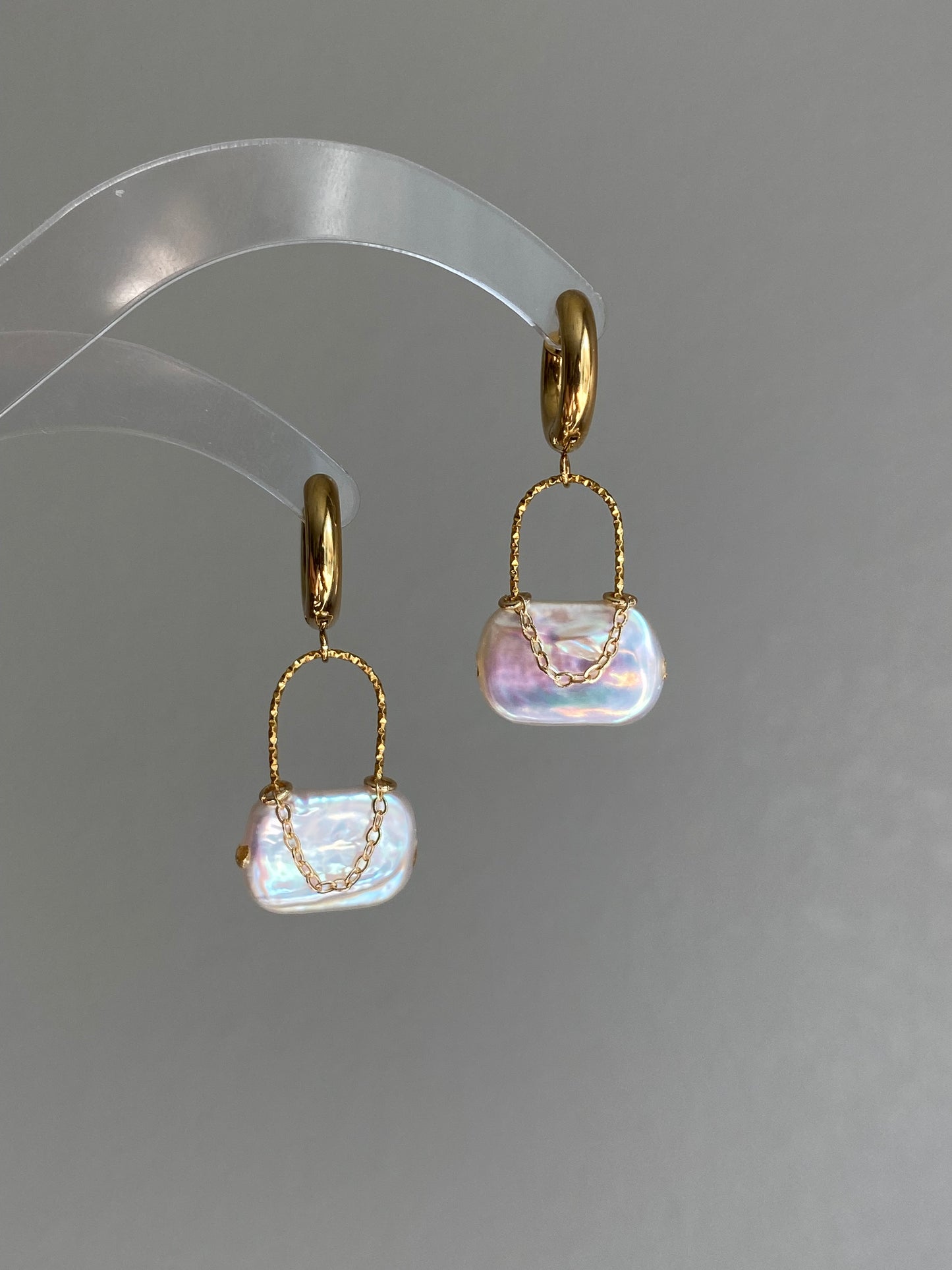 Baroque Pearl Mini Shoulder Bag Earrings Gold Plated Hoop Purse Dangle Handmade Unique Luster Pearl Statement Jewelry Birthday Gift for Her