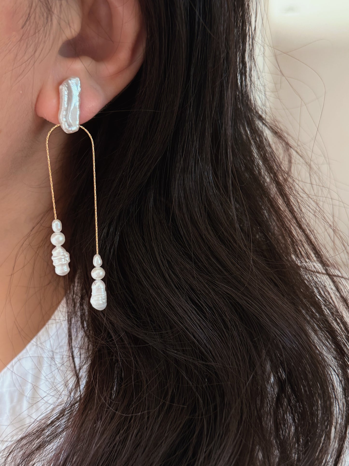 ÉTHERA Adjustable Baroque Pearl Earrings