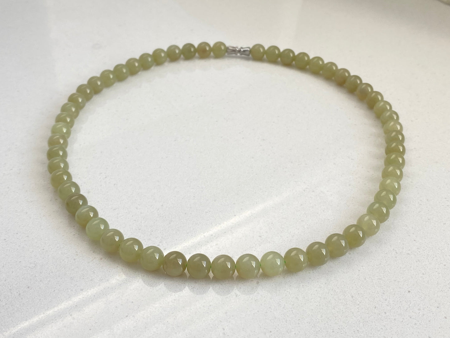 High Grade Natural Light Green Smooth Round Lucky Jade Bead Necklace | birthdays Gift| anniversaries gift-mothers day gift for her-翡翠-ヒスイ