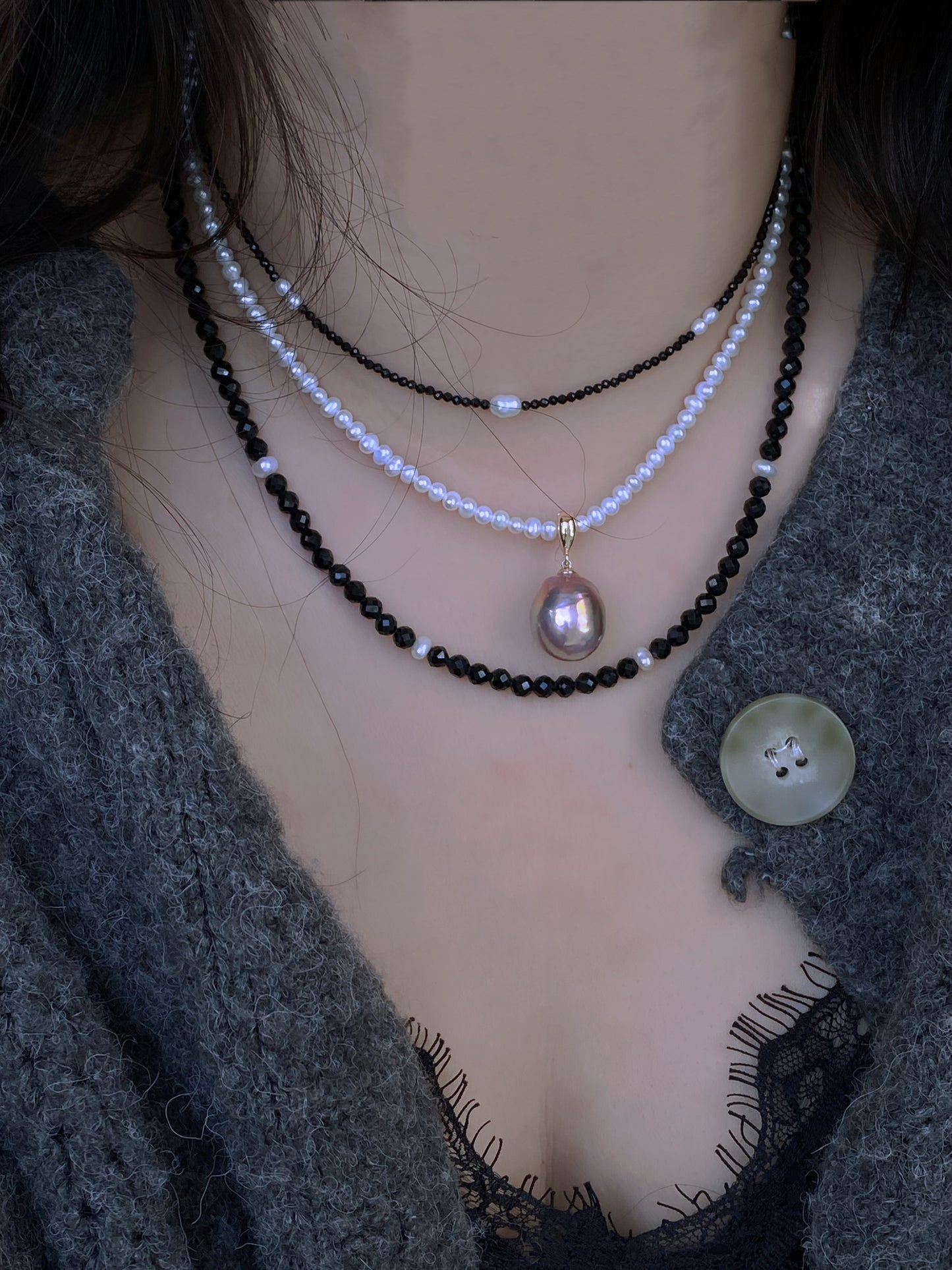 Minimalist Baroque Pearl super sparkling Dainty Black and white Modern Layering Chocker Necklace gift for her gift to them