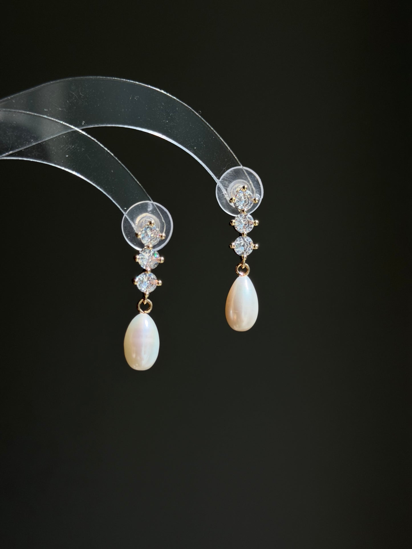 SERAPHINE Dainty Pearl Drop Earrings