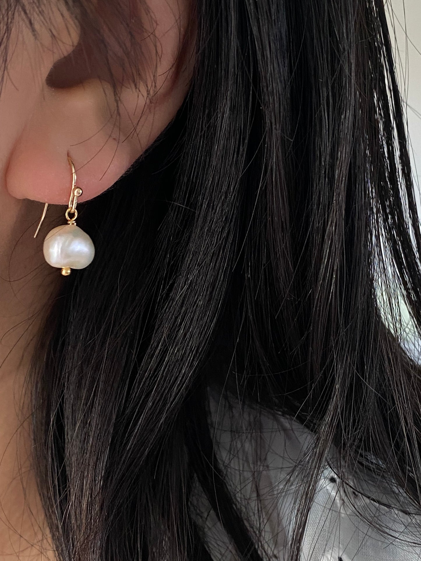 First Impression Minimalist Freshwater Pearl Dainty Necklace Baroque Pearl Layering Necklace Bridesmaid Gift Birthday Gift for Her