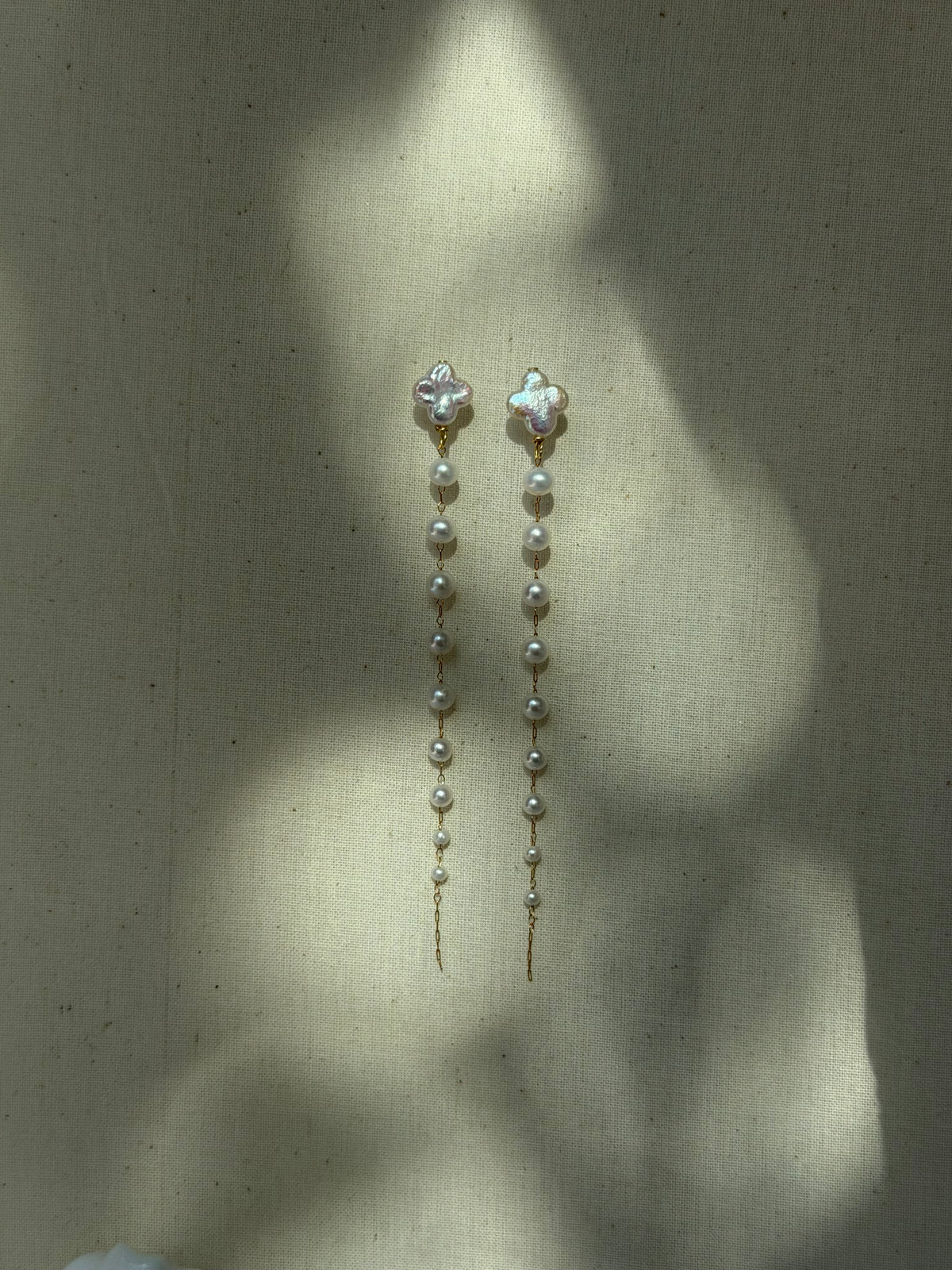 Cascading Luck - Gradient Pearl Drop Earrings | Lucky Clover Baroque Earrings