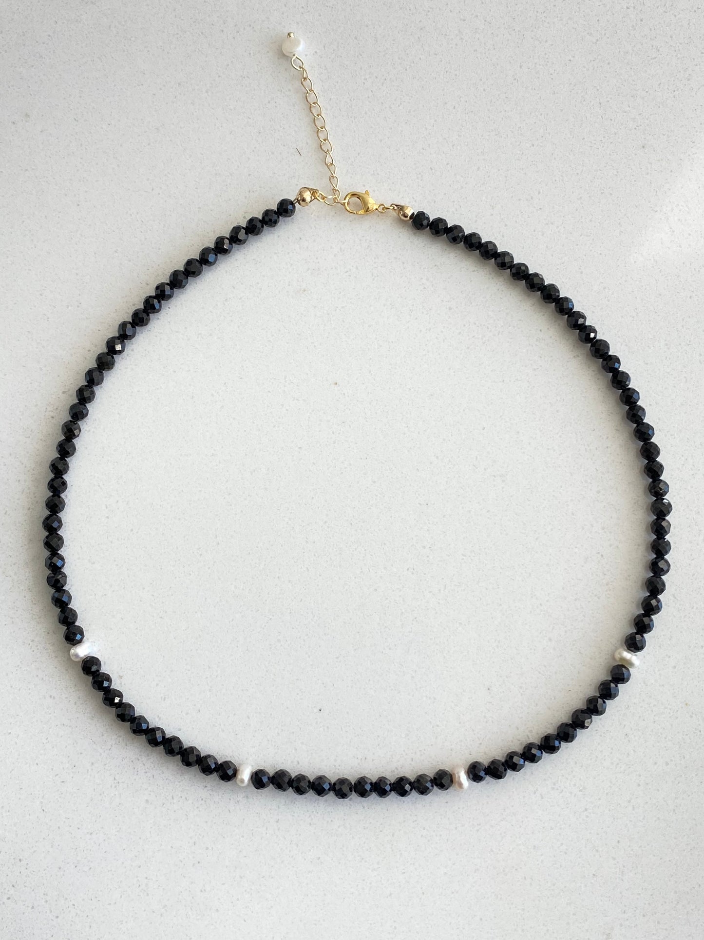 Minimalist Baroque Pearl super sparkling Dainty Black and white Modern Layering Chocker Necklace gift for her gift to them