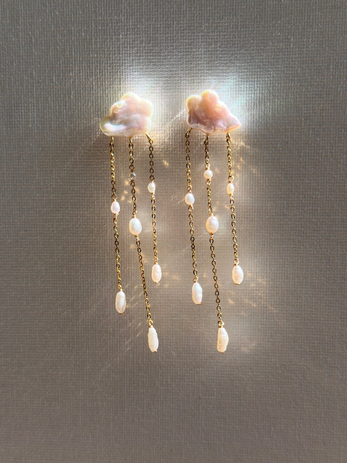 Lola Cloud & Raindrop baroque pearl dangle earring