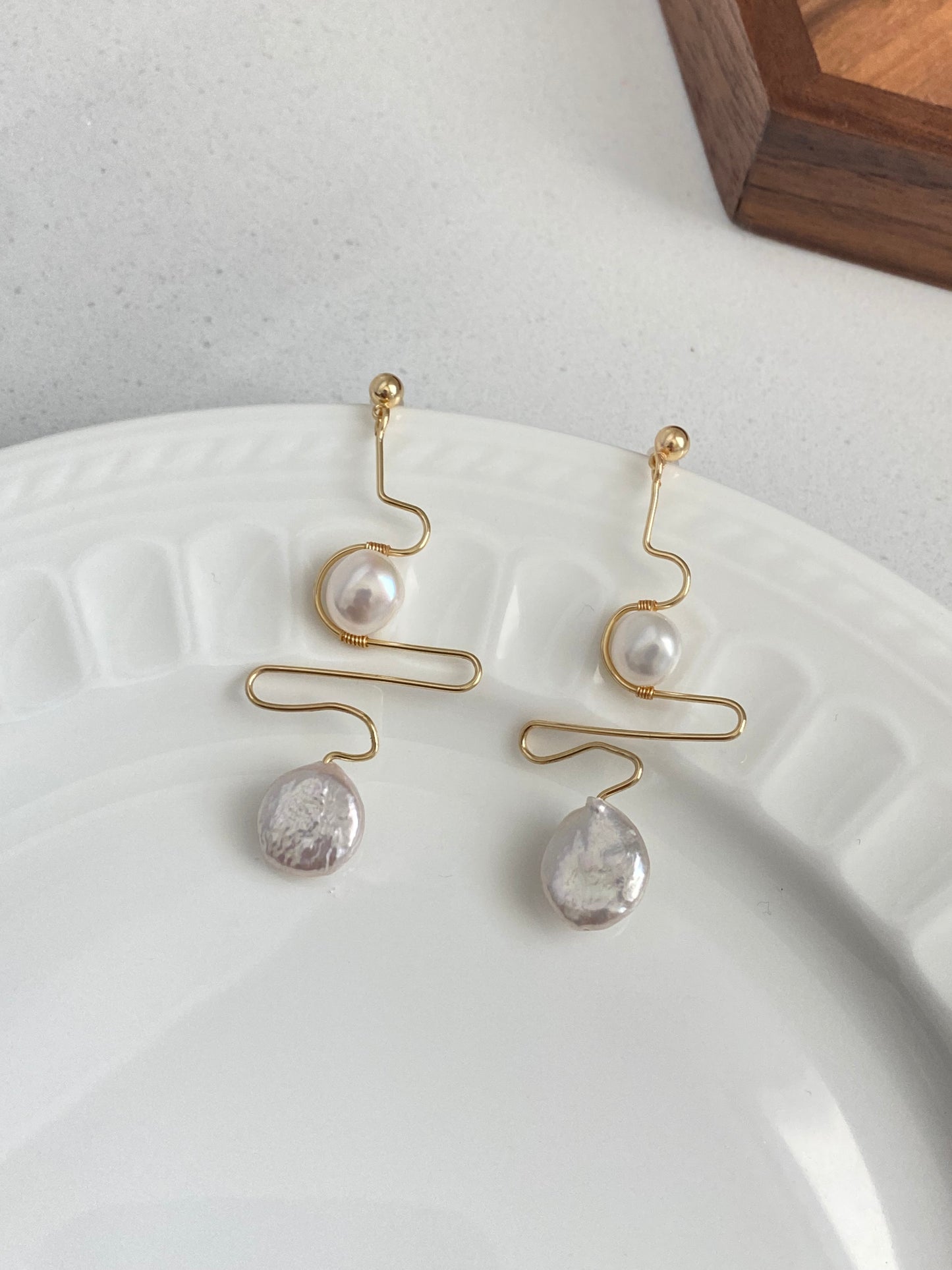 Handmade Unique Minimalist Line Art Baroque Pearl stud Earrings Modern Design Earring Bridesmaid Gift Birthday gift for her Elegant Earring