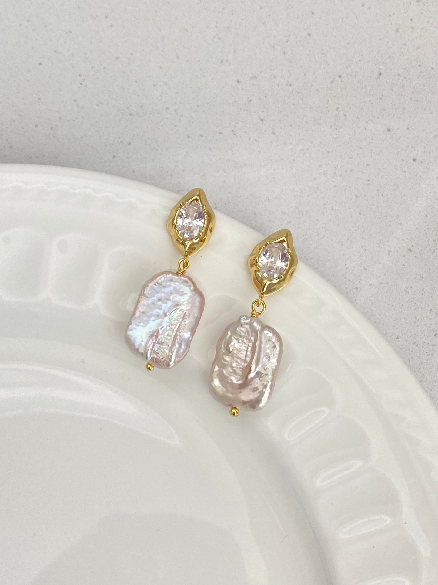Freshwater Baroque Pearl Dangle Earrings Drop Earrings l Handmade Statement Earrings l Wedding Bridal Gift l Elegant Sparkling gift for her