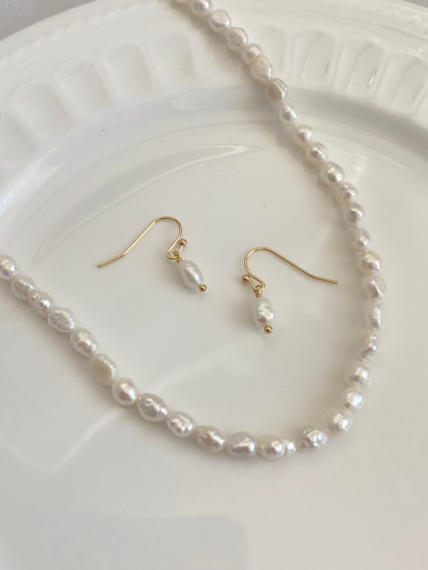 First Impression Minimalist Freshwater Pearl Dainty Necklace Baroque Pearl Layering Necklace Bridesmaid Gift Birthday Gift for Her