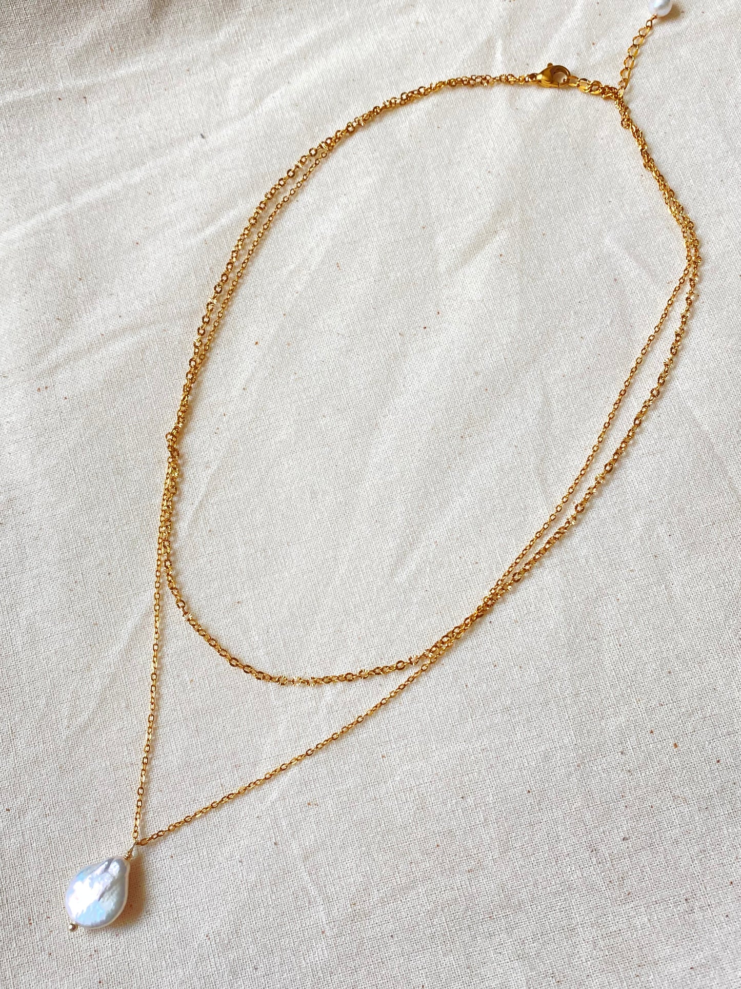 Double Layered Baroque Pearl Pendant Necklace – Elegant 18K Gold-Plated Chain