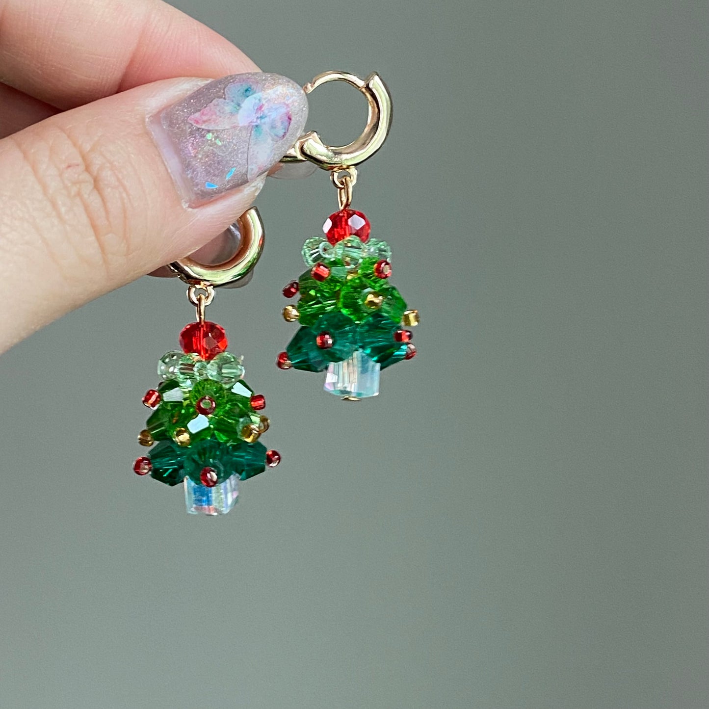 Christmas Tree Earrings & Necklace Set, Festive Beaded Jewelry, Holiday Gift, Baroque Pearl Charm, Christmas Jewelry for Women