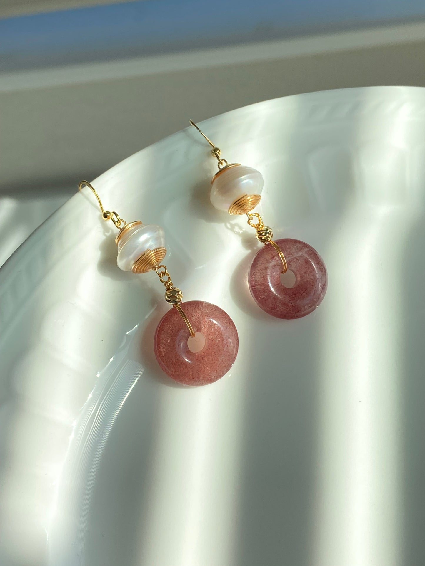 Handmade Vintage Strawberry Quartz Baroque Pearl Earrings 14K Gold Wire Wrapped Dangle Elegant Daily Earrings Bridesmaid Gift for her