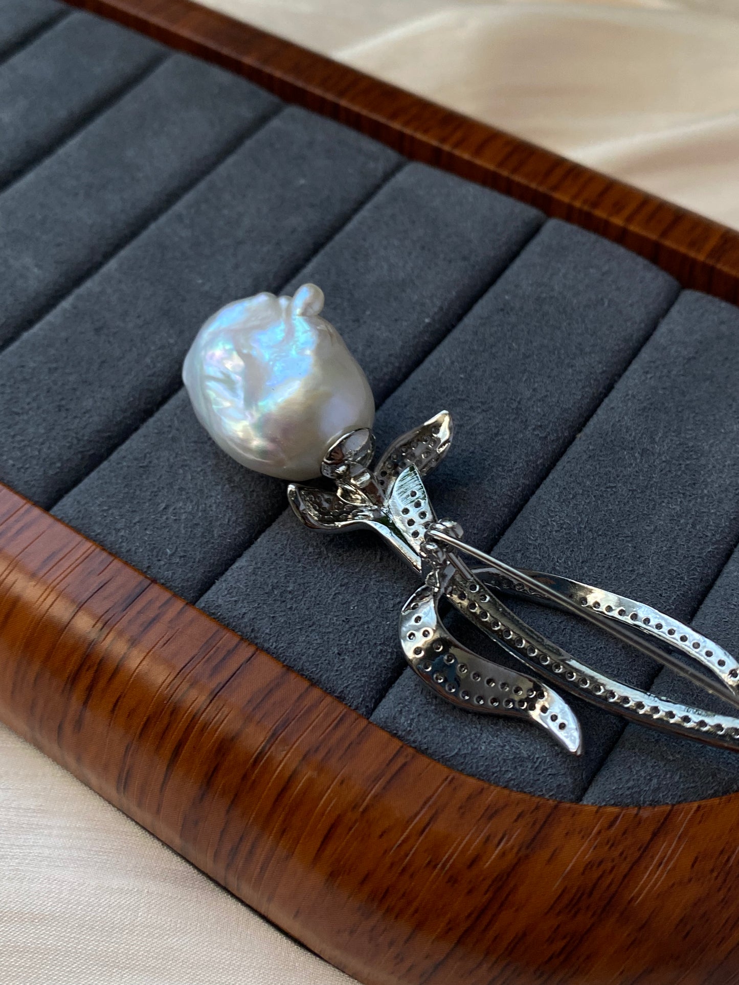 Natural freshwater pearl fireball baroque pearl rose shape brooch/pin-gift for her,rare gift,anniversary gift