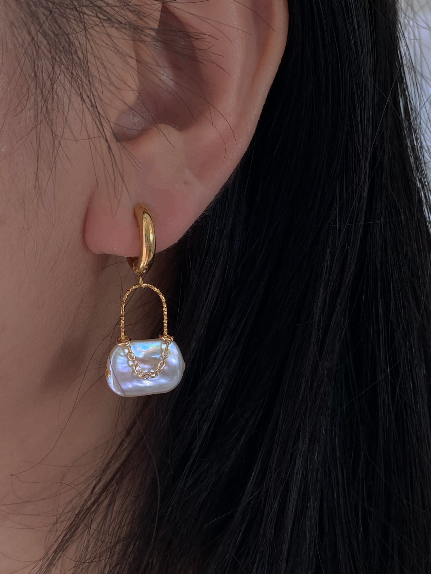 Baroque Pearl Mini Shoulder Bag Earrings Gold Plated Hoop Purse Dangle Handmade Unique Luster Pearl Statement Jewelry Birthday Gift for Her