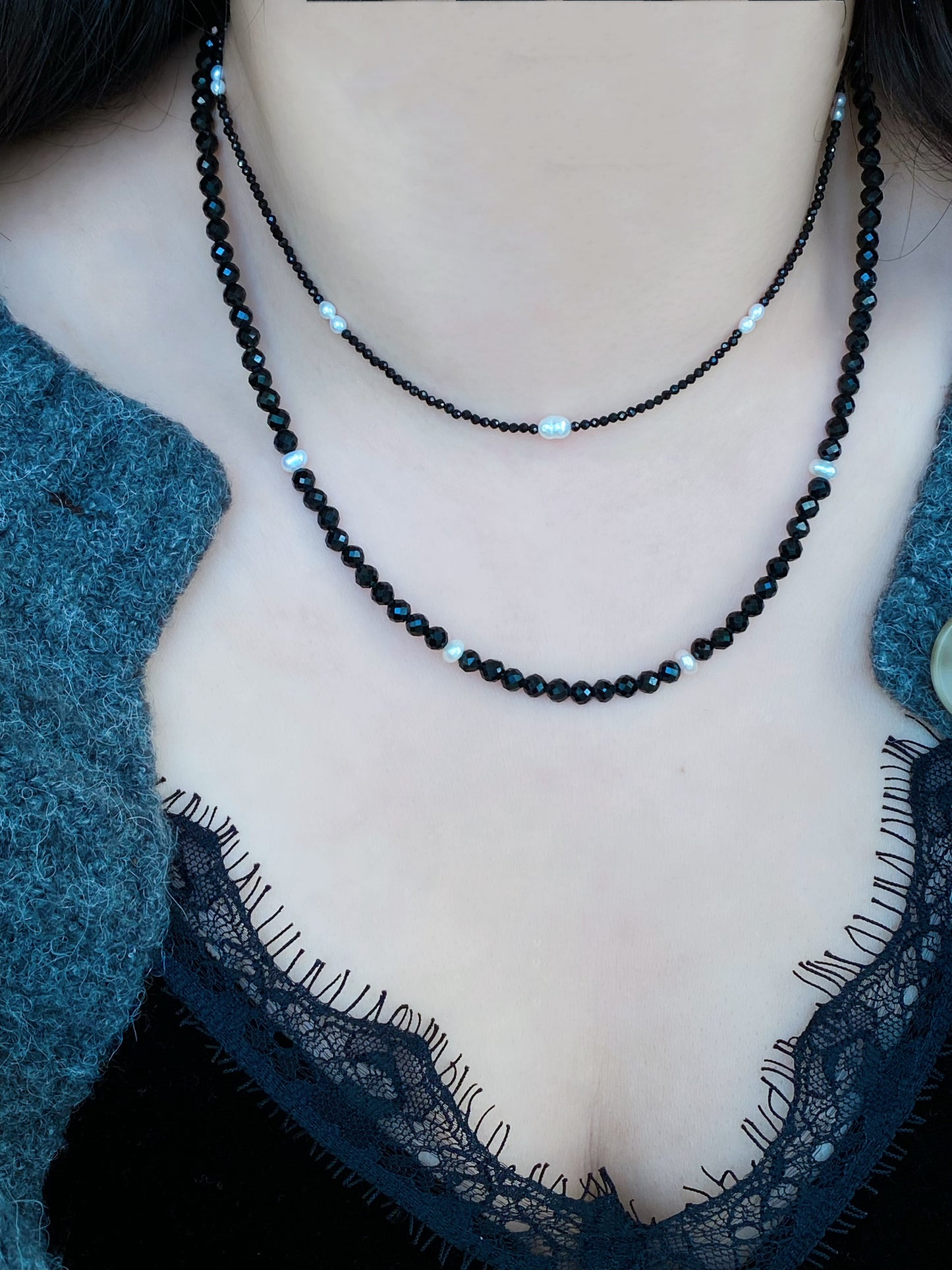 Minimalist Baroque Pearl super sparkling Dainty Black and white Modern Layering Chocker Necklace gift for her gift to them