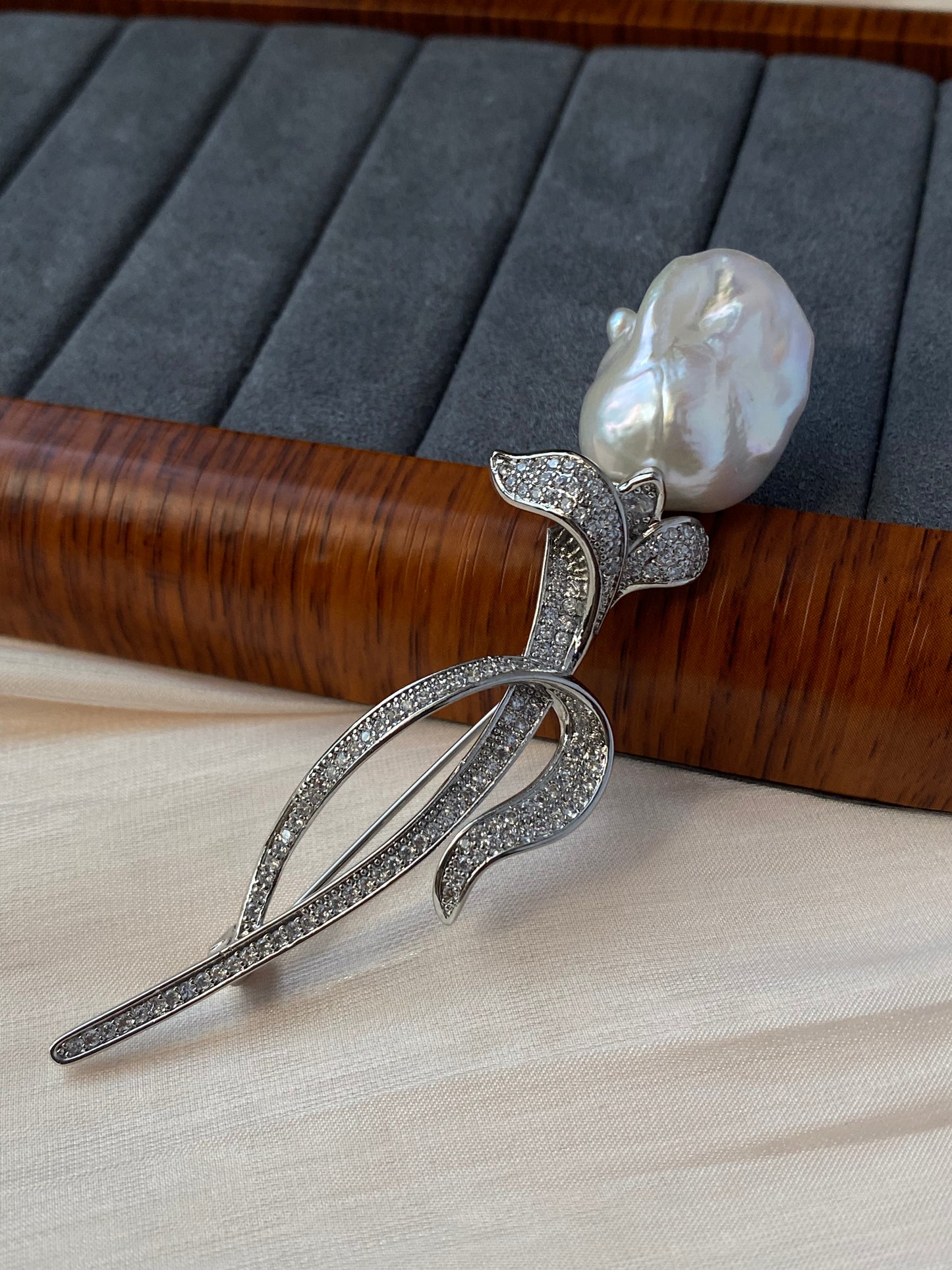 Natural freshwater pearl fireball baroque pearl rose shape brooch/pin-gift for her,rare gift,anniversary gift