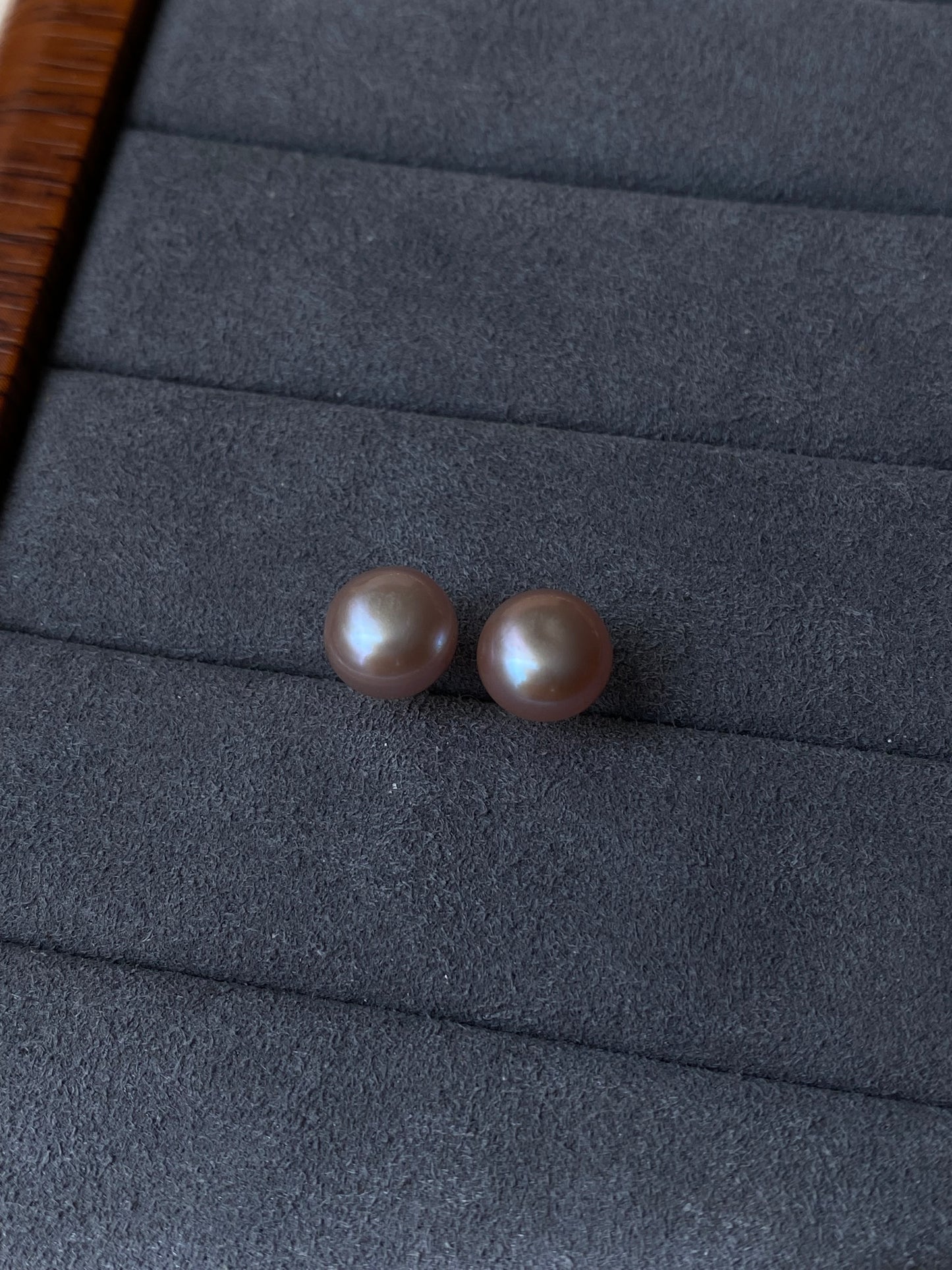 Classic Freshwater Pearl Stud Earrings – Minimalist Everyday Jewelry
