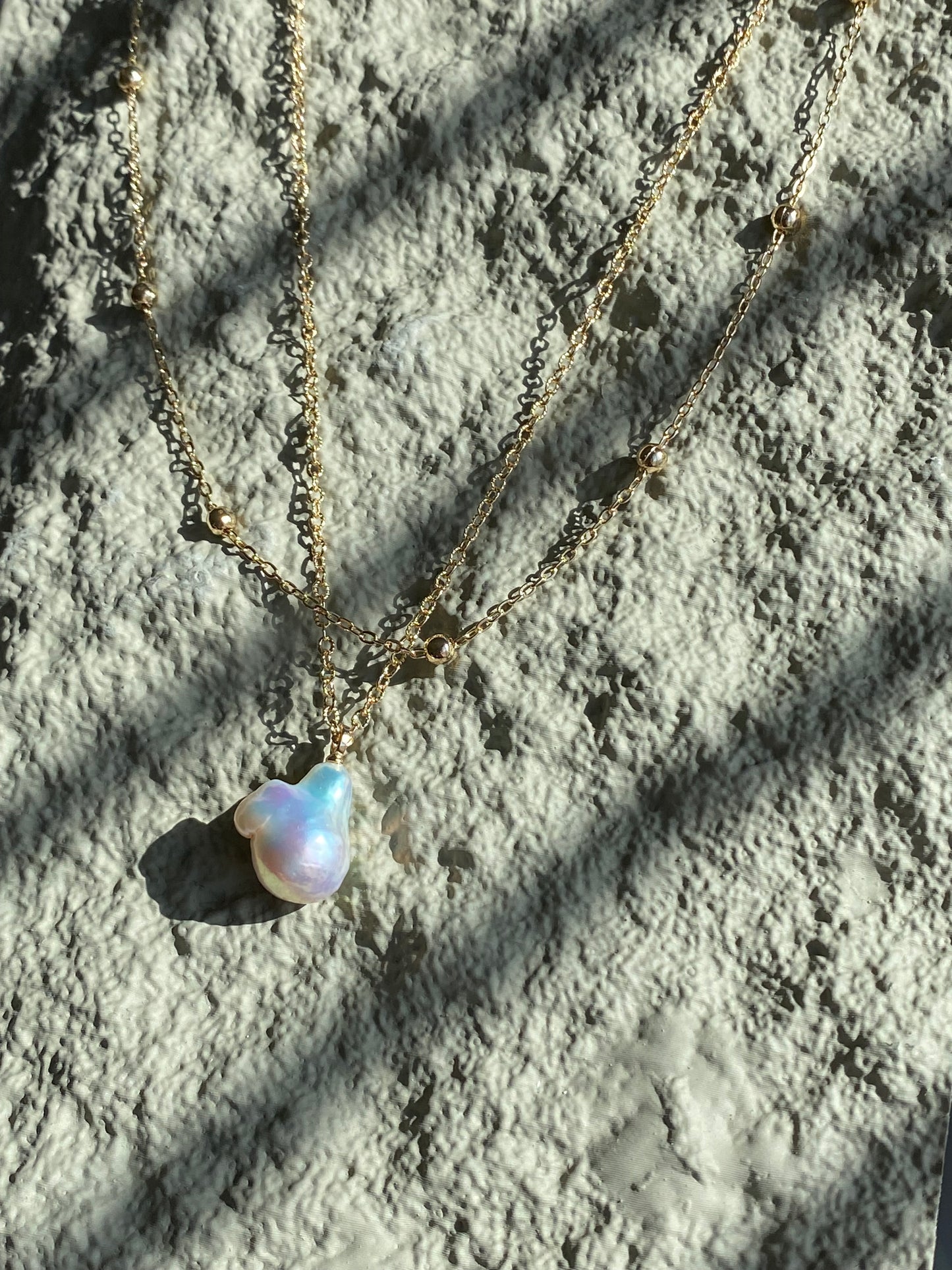 Minimalist Baroque Pearl Simple Necklace - Elegant Gold Chain Necklace Dainty Layering Necklace - Wedding Jewelry Gift for Her
