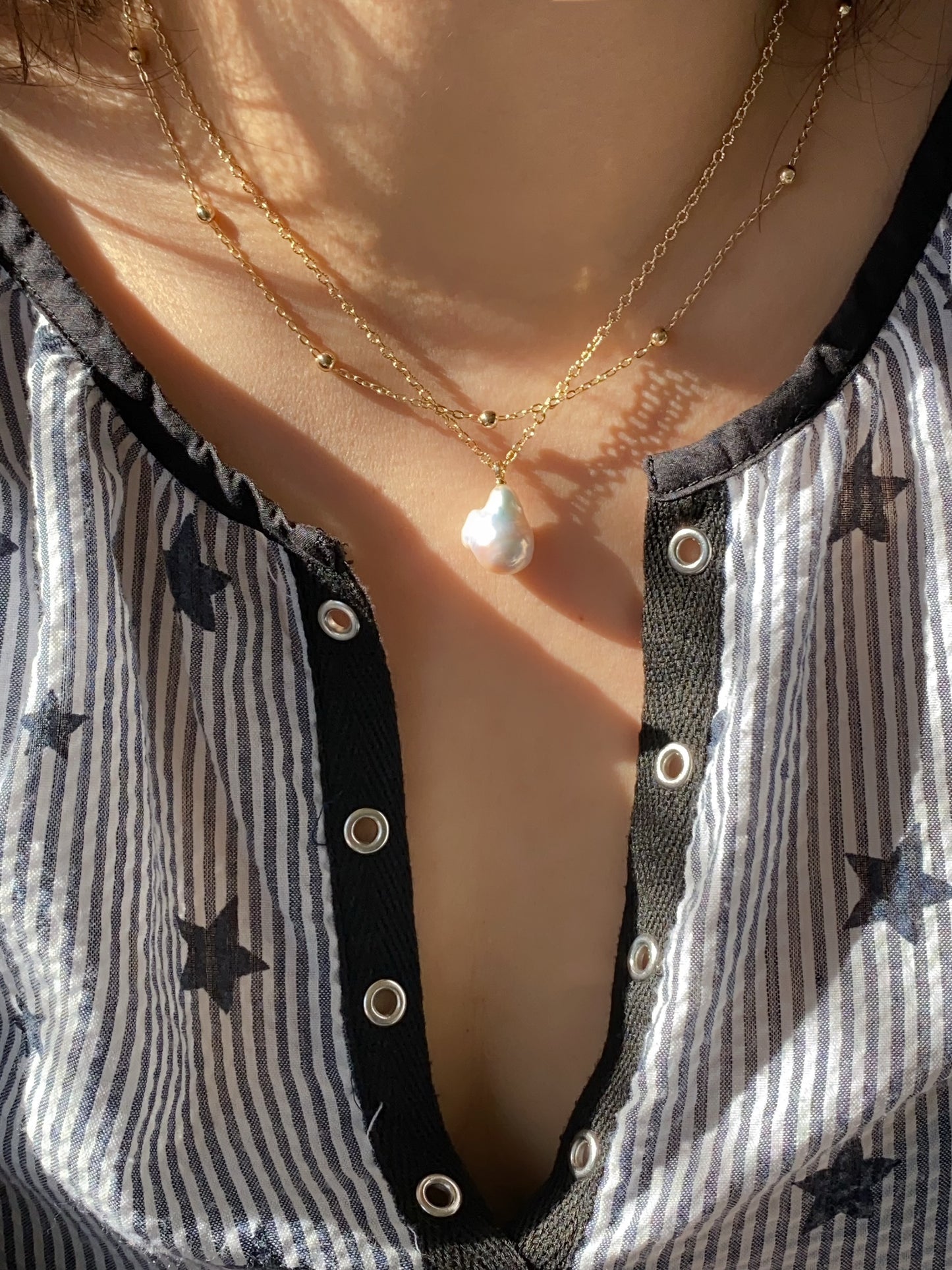 Minimalist Baroque Pearl Simple Necklace - Elegant Gold Chain Necklace Dainty Layering Necklace - Wedding Jewelry Gift for Her