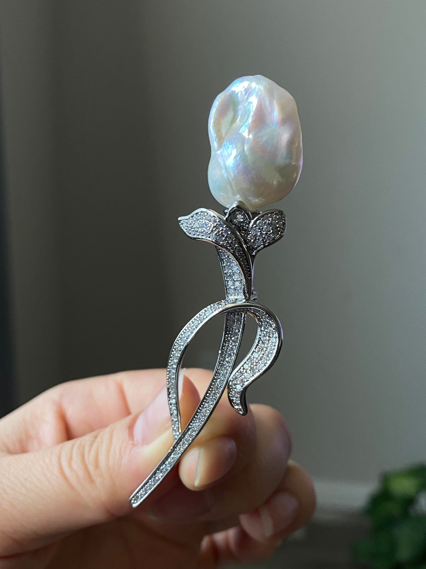 Natural freshwater pearl fireball baroque pearl rose shape brooch/pin-gift for her,rare gift,anniversary gift
