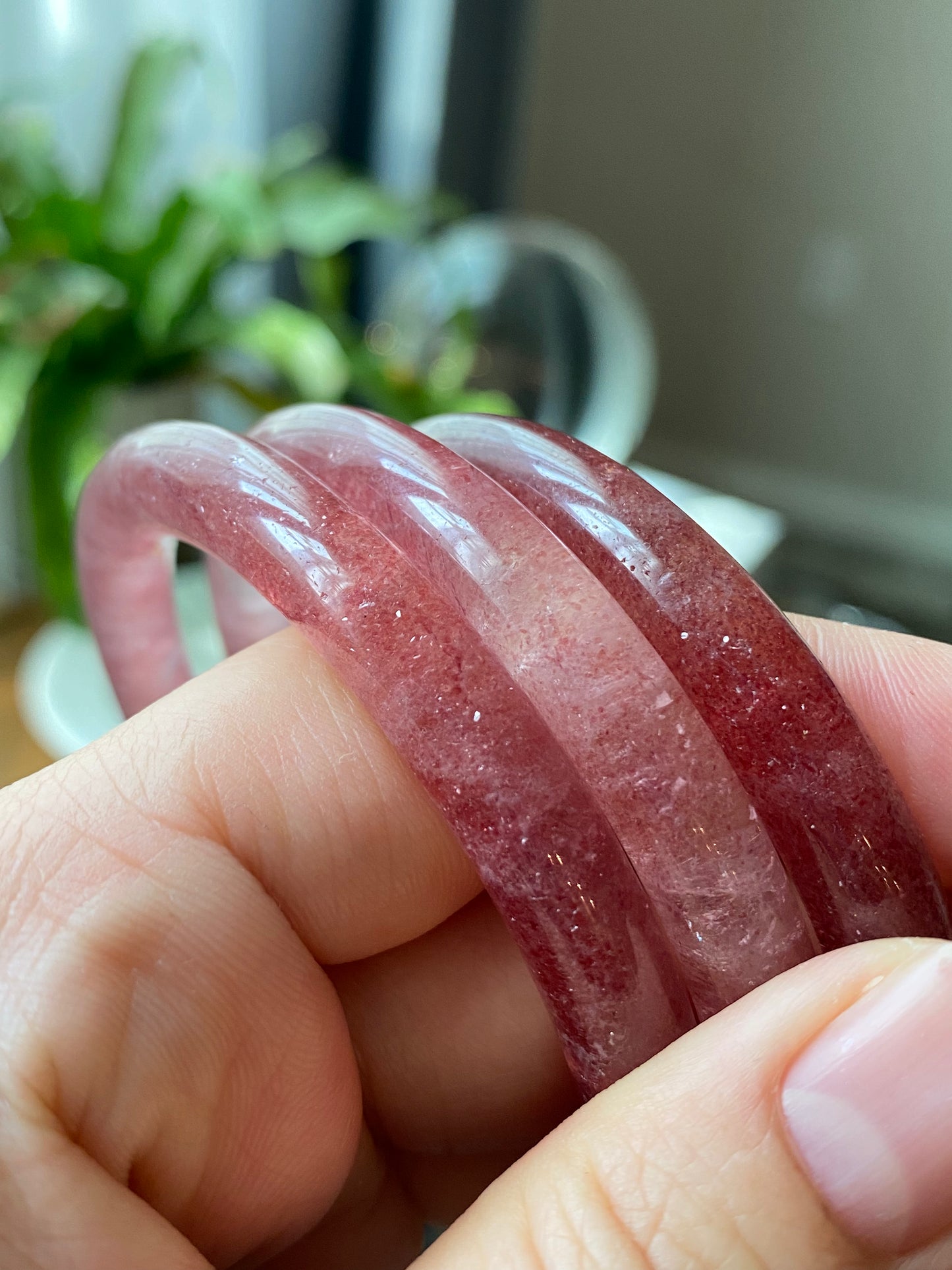 Strawberry Quartz Bangle Bracelet - Natural Healing Energy & Unique Fashion Accessory | Enhance Love and Emotional Connection