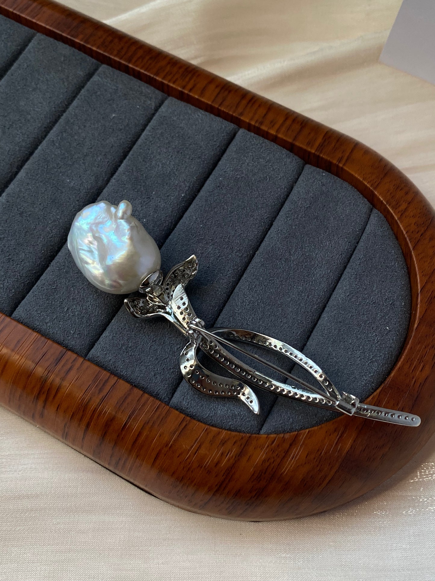 Natural freshwater pearl fireball baroque pearl rose shape brooch/pin-gift for her,rare gift,anniversary gift