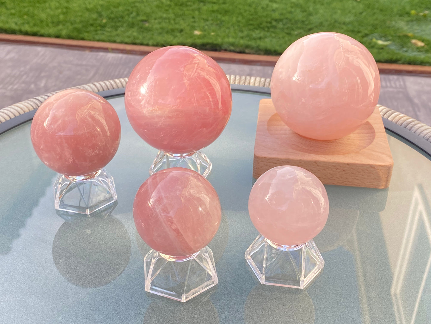 Hight grade 76MM Natural Rose quartz Sphere,Quartz Crystal Ball,Crystal Healing Divination ball,Led light stander