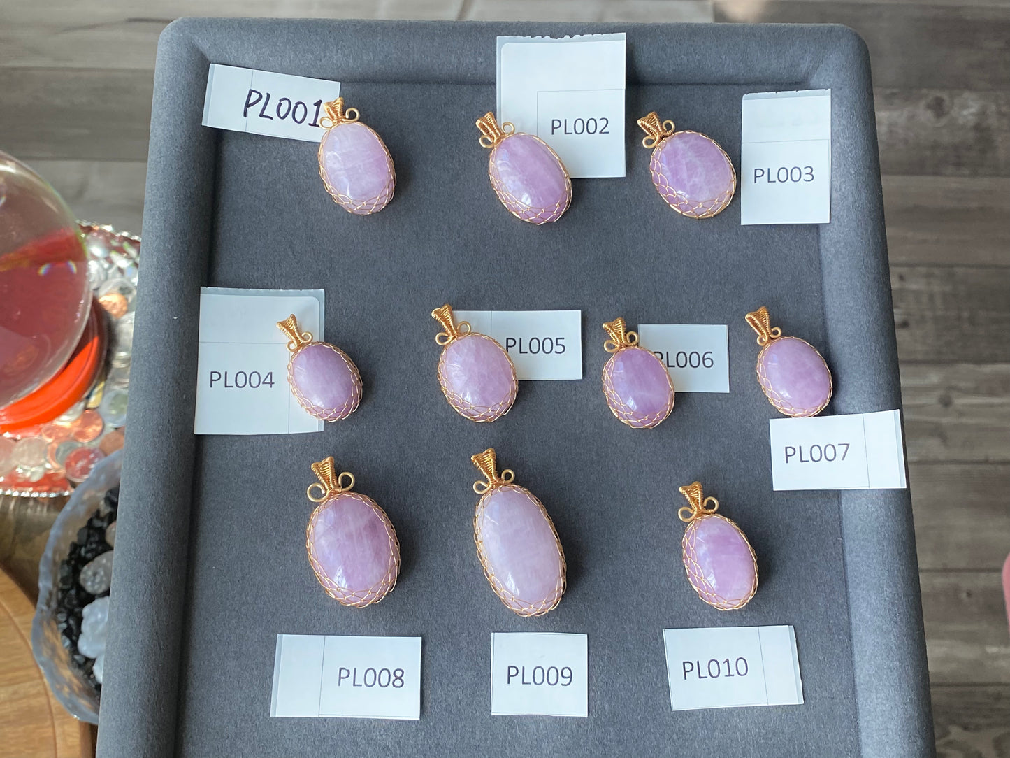 Top Grade Natural Raw Cat eyes illuminate Fire Lilac Purple Kunzite,Lithium,Spodumene,Oval 14K Wire Pendant Necklace