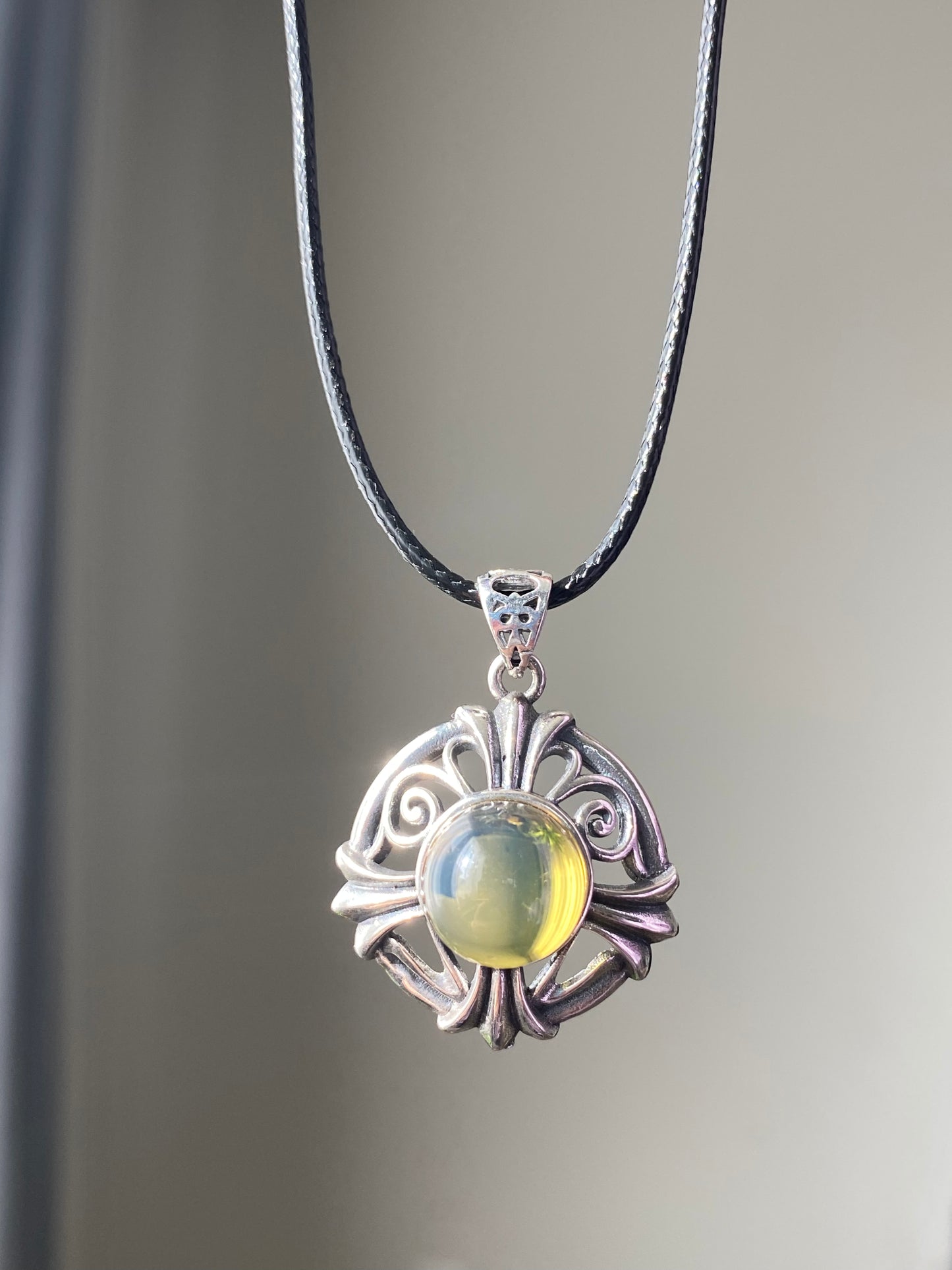 Genuine Natural Dominican Amber High Rare Grade Smooth Round Sterling silver setting, Victorian Chrome Hearts Mid-century Style Necklace