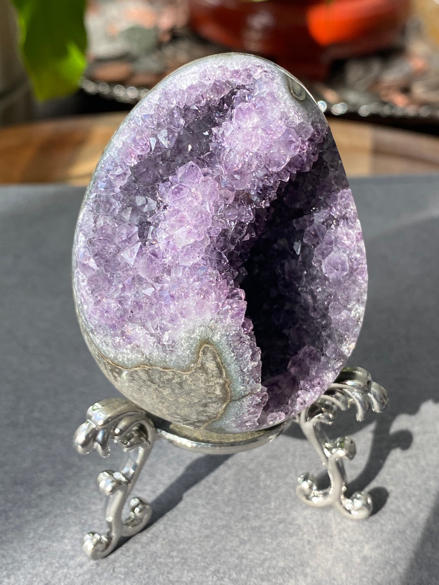 Natural Amethyst Dragons Egg with Stand- From Brazil,healing and cleansing powers & enhances spiritual awareness 130-215Gni