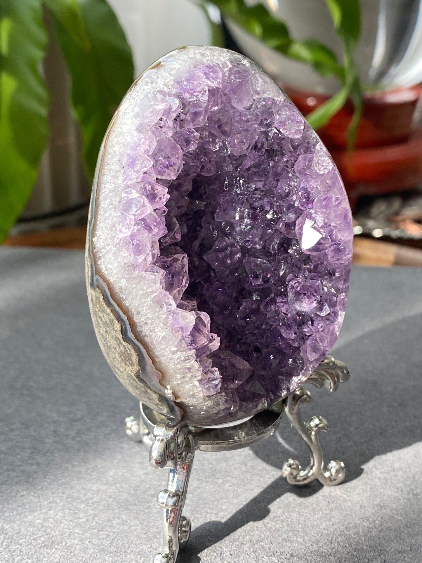 Natural Amethyst Dragons Egg with Stand- From Brazil,healing and cleansing powers & enhances spiritual awareness 130-215Gni