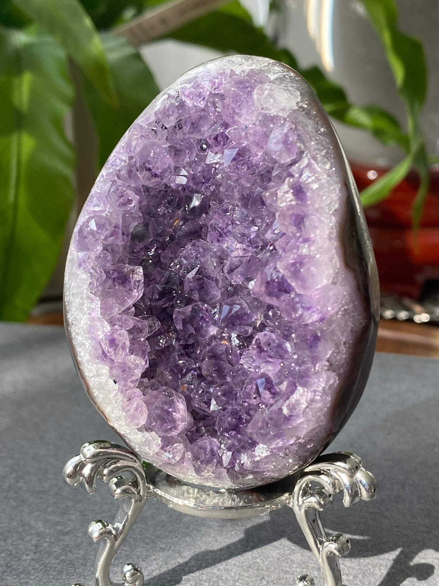 Natural Amethyst Dragons Egg with Stand- From Brazil,healing and cleansing powers & enhances spiritual awareness 130-215Gni