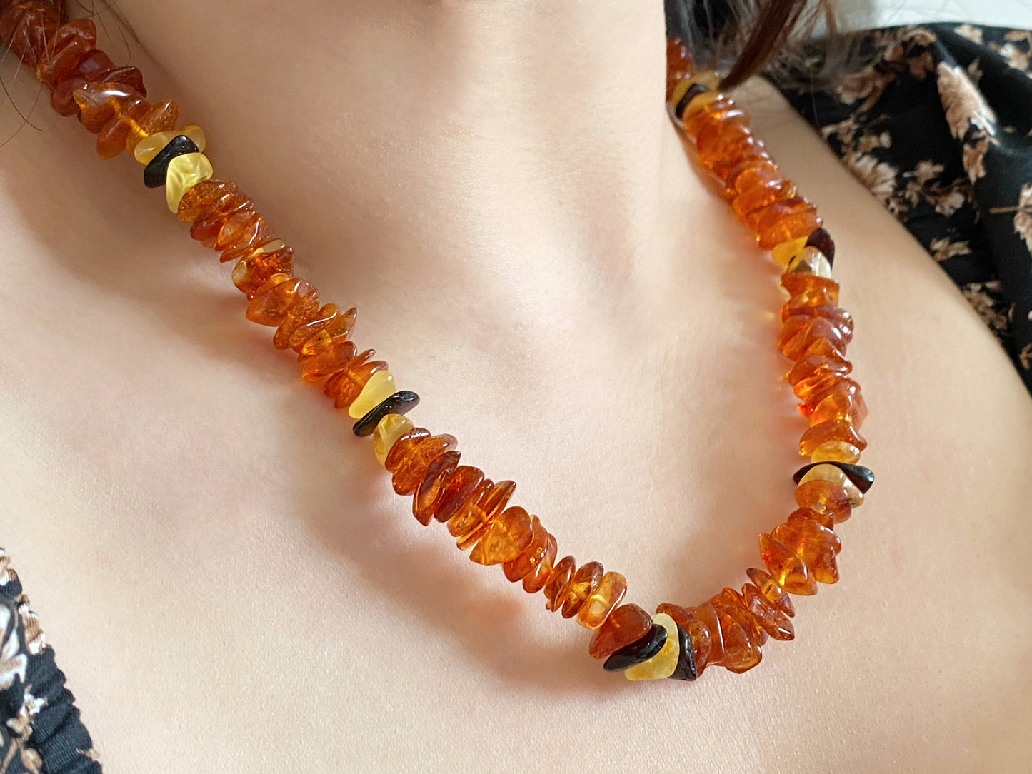 Made Friend Price Natural Genuine Baltic Amber Big Nuggets chips Mixed Color Irregular Bead Necklace