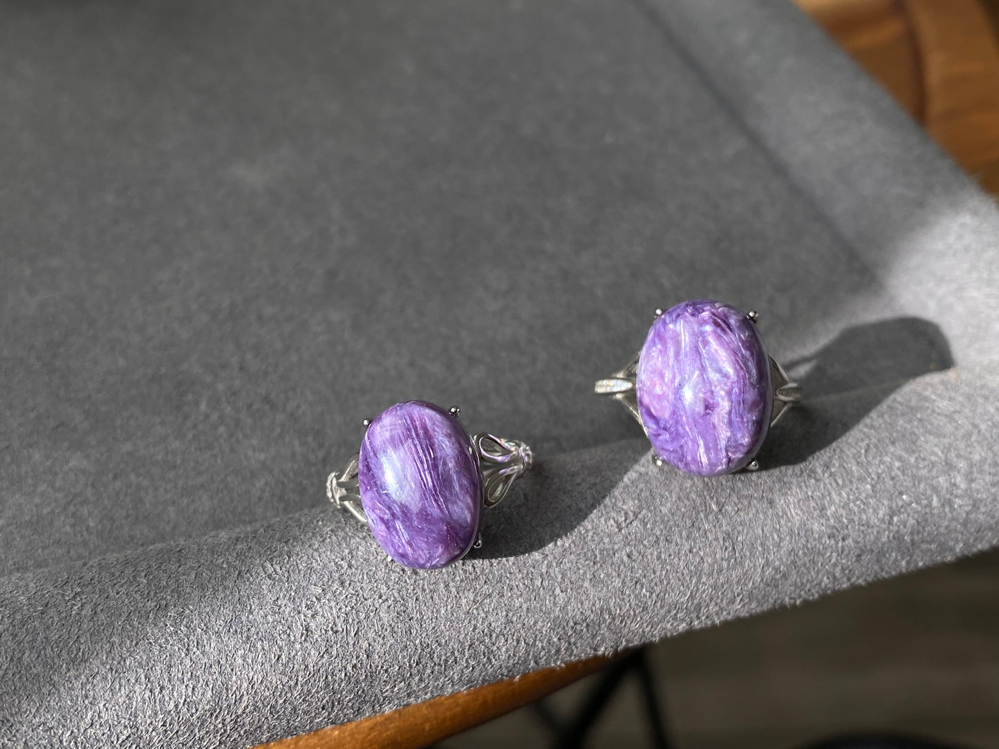 AAAAA Genuine Natural High Grade Silk Shin Purple Charoite,Cat Eyes Oval Shape sterling silver Adjustable Ring