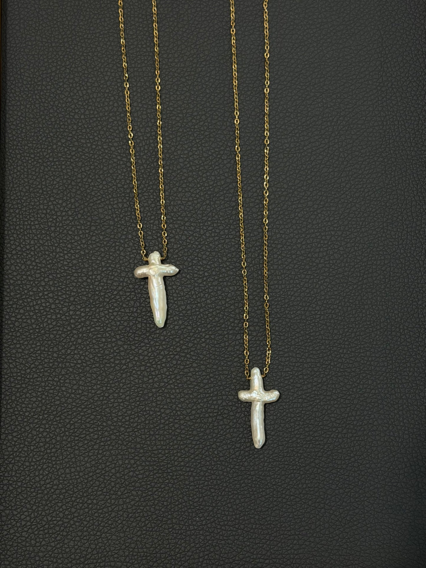 Natural Baroque Cross Pearl Pendant Necklace Elegant Gold Jewelry