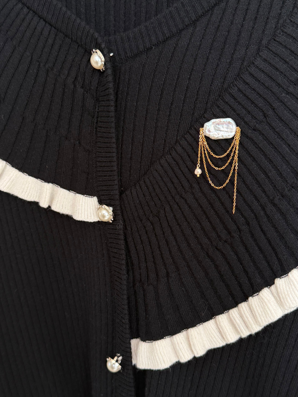 Aurelia Draped Pearl Brooch