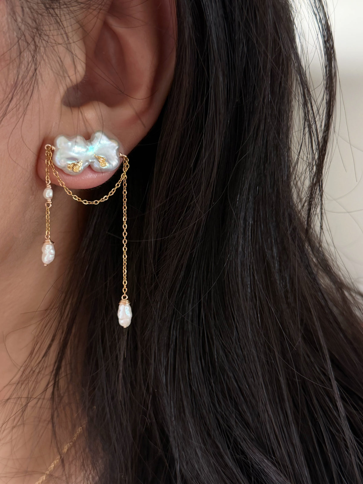Wishing Star · Vœu Filant — Falling Star Baroque Pearl Earrings