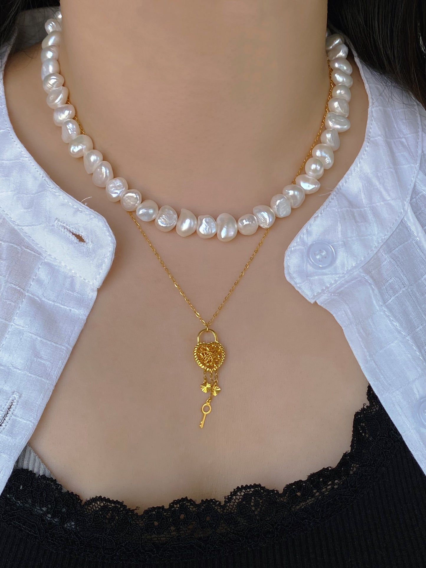 First Impression  Minimalist Freshwater Pearl Dainty Necklace Baroque Pearl Layering Necklace Bridesmaid Gift Birthday Gift for Her