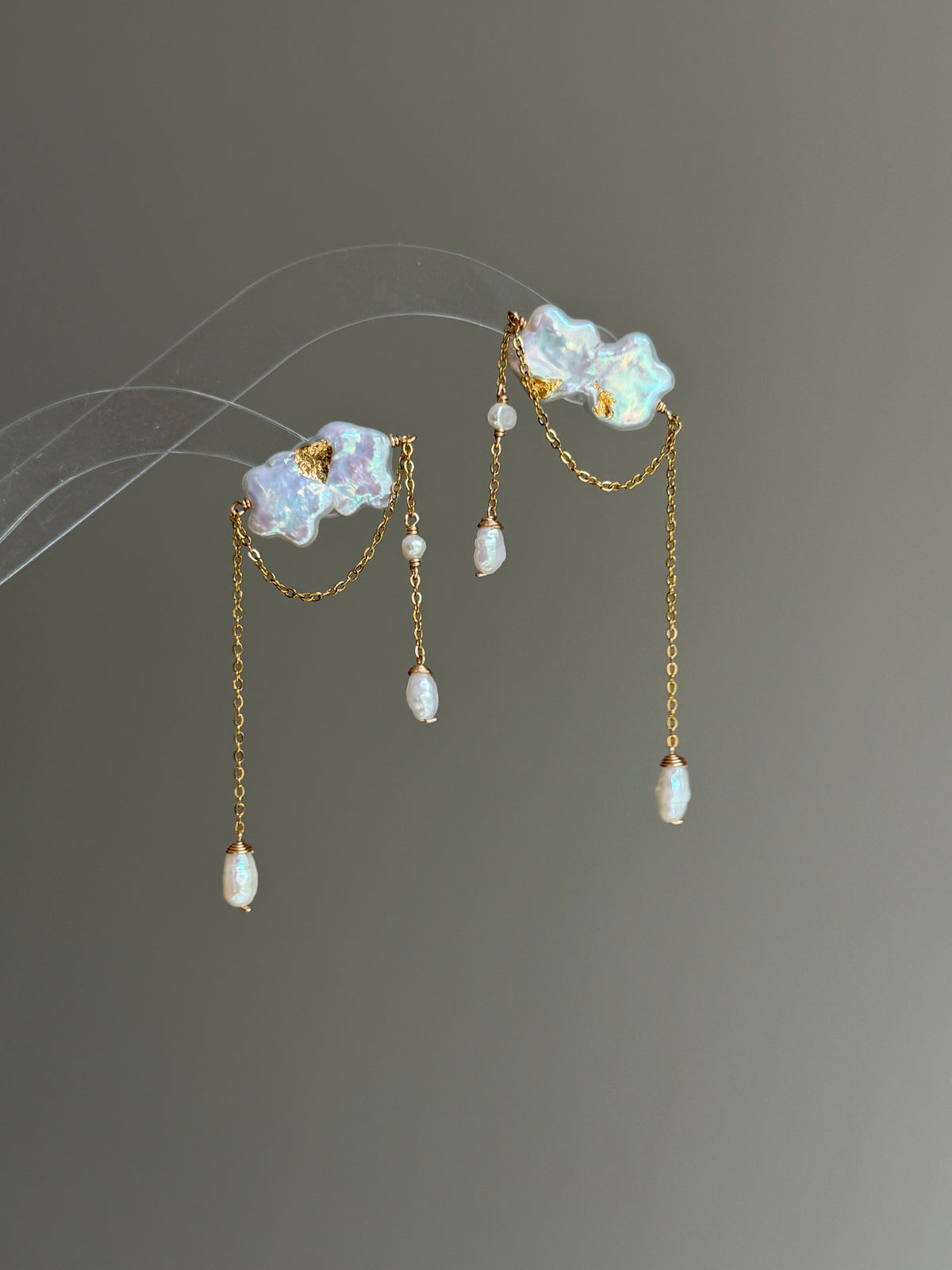 Wishing Star · Vœu Filant — Falling Star Baroque Pearl Earrings