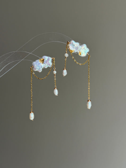 Wishing Star · Vœu Filant — Falling Star Baroque Pearl Earrings
