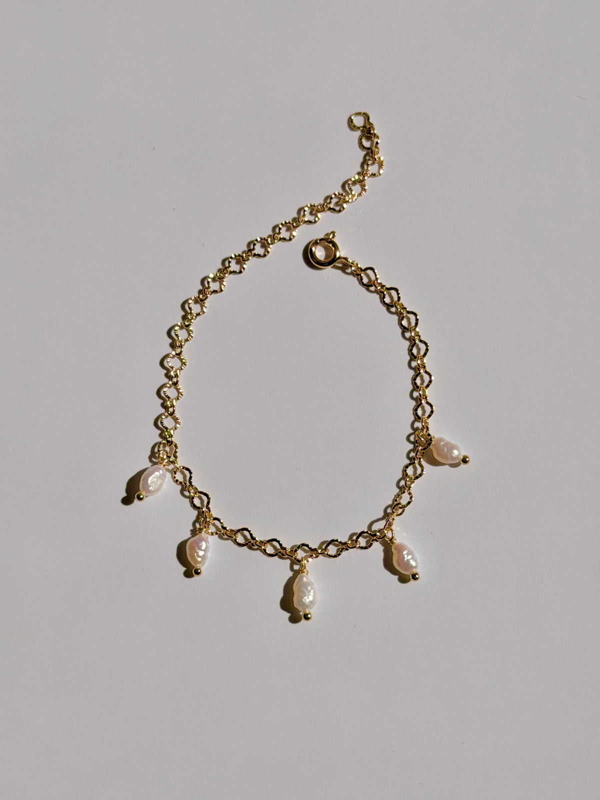 Dainty Keshi Pearl Charm Bracelet | 14K Gold Filled Lace Chain