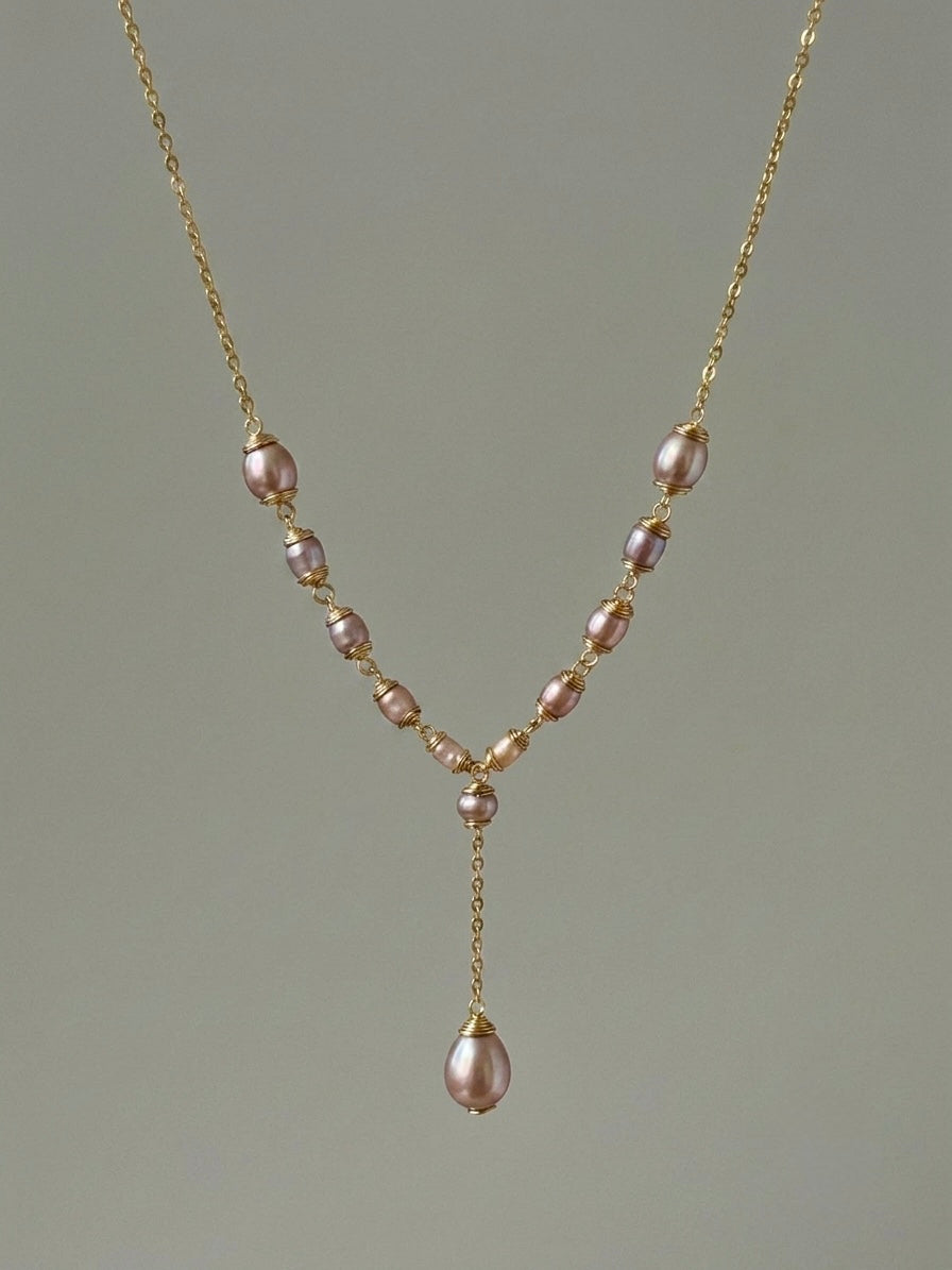 Mira  Gradient Freshwater keshi Pearl  Necklace, Minimalist Y Shape Pearl Pendant, Vintage Pearl Drop Choker wire Dangle Necklace