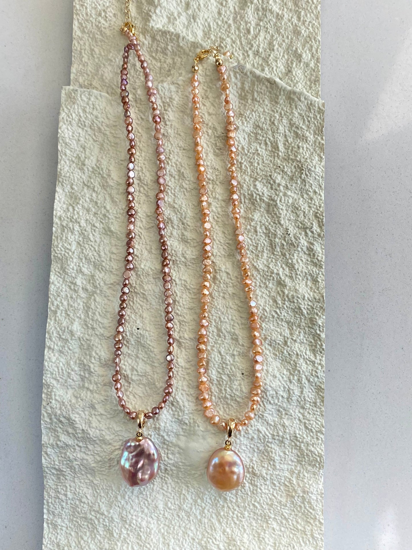 Spring exclusives Handmade Minimalist tiny colorful petal pearl dainty chocker necklace with removal pendant gift for her  anniversary gift