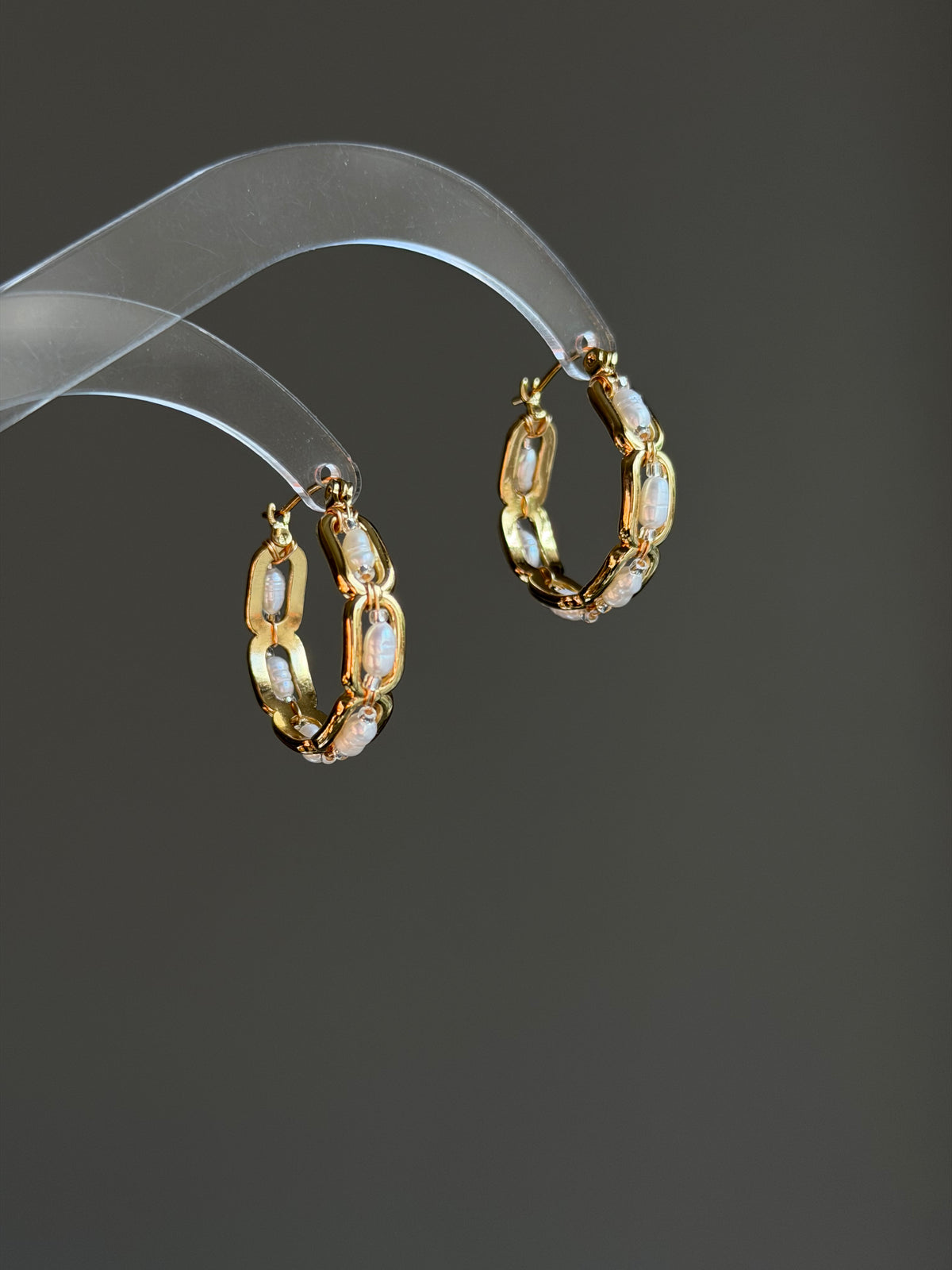 Heirloomn Hoop | Keshi Pearl Chain Earrings