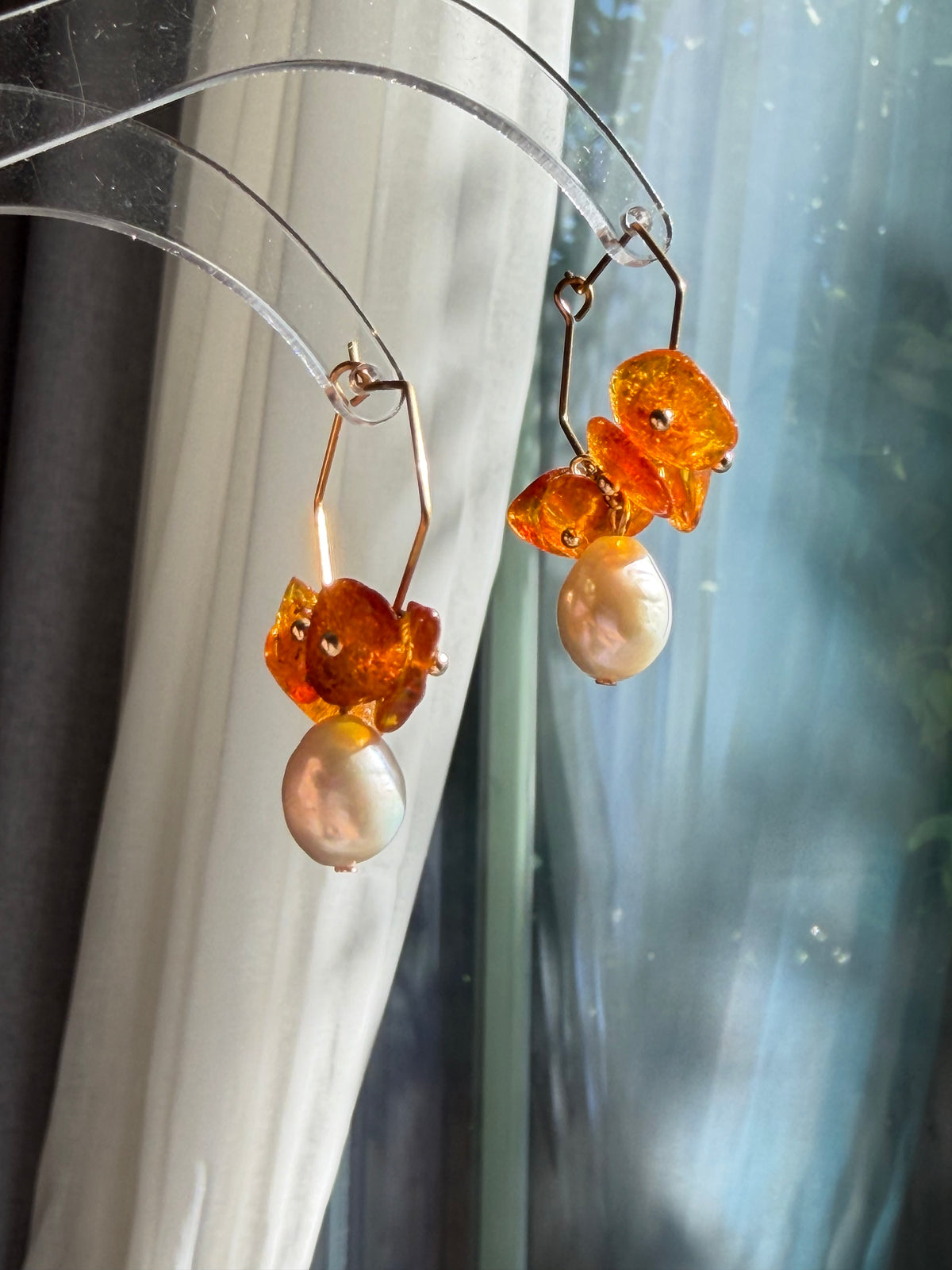 Baltic Amber & Large Baroque Pearl Wreath Hoop Earrings | Autumn Caramel Collection
