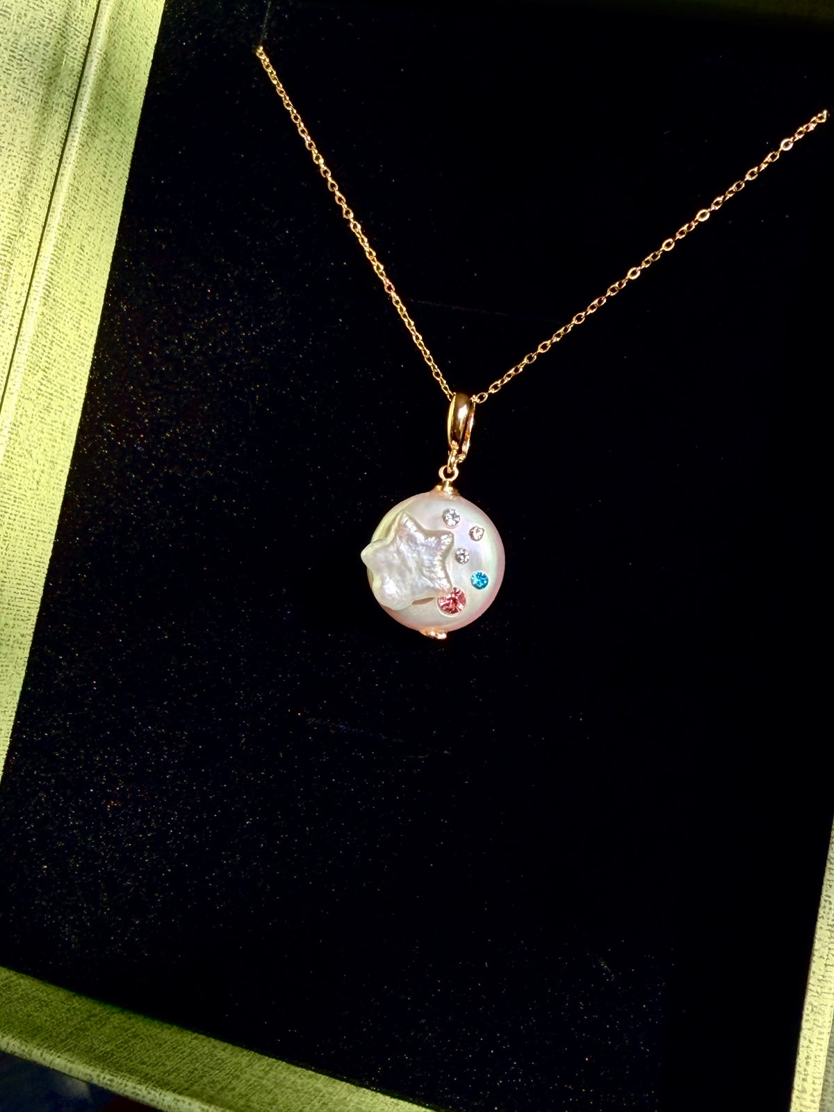 Star Trail Detachable Baroque Pearl Charm