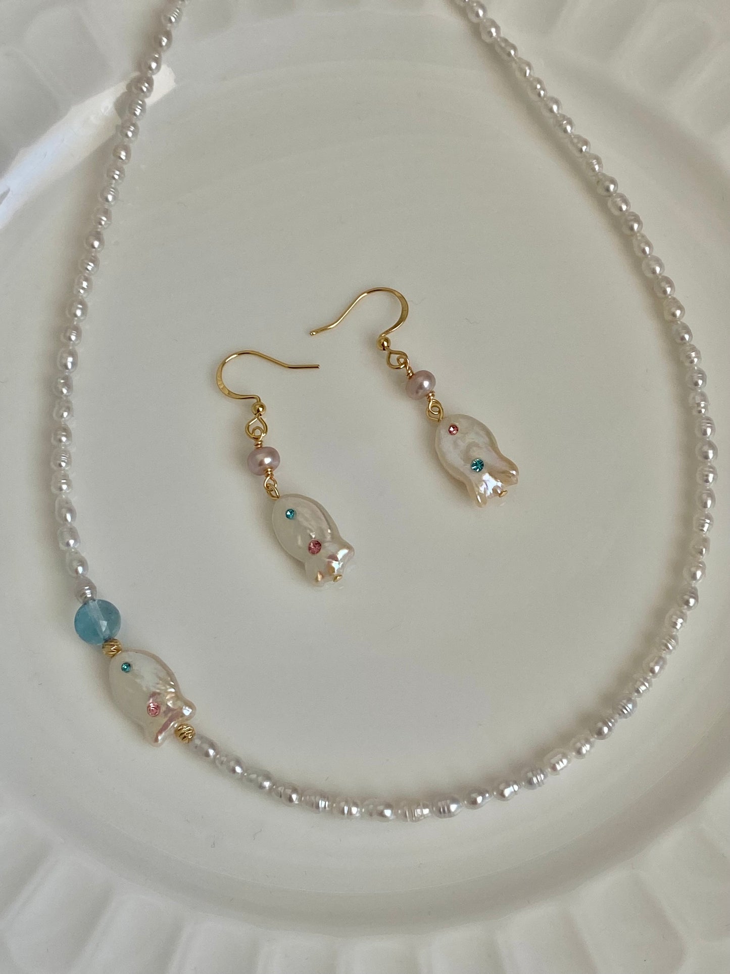 Handmade Baroque Fish Pearl Bead Chocker Necklace  Freshwater Pearl and Aquamarine Ocean Blue Necklace Bridesmaid Gift for Her birthday gift