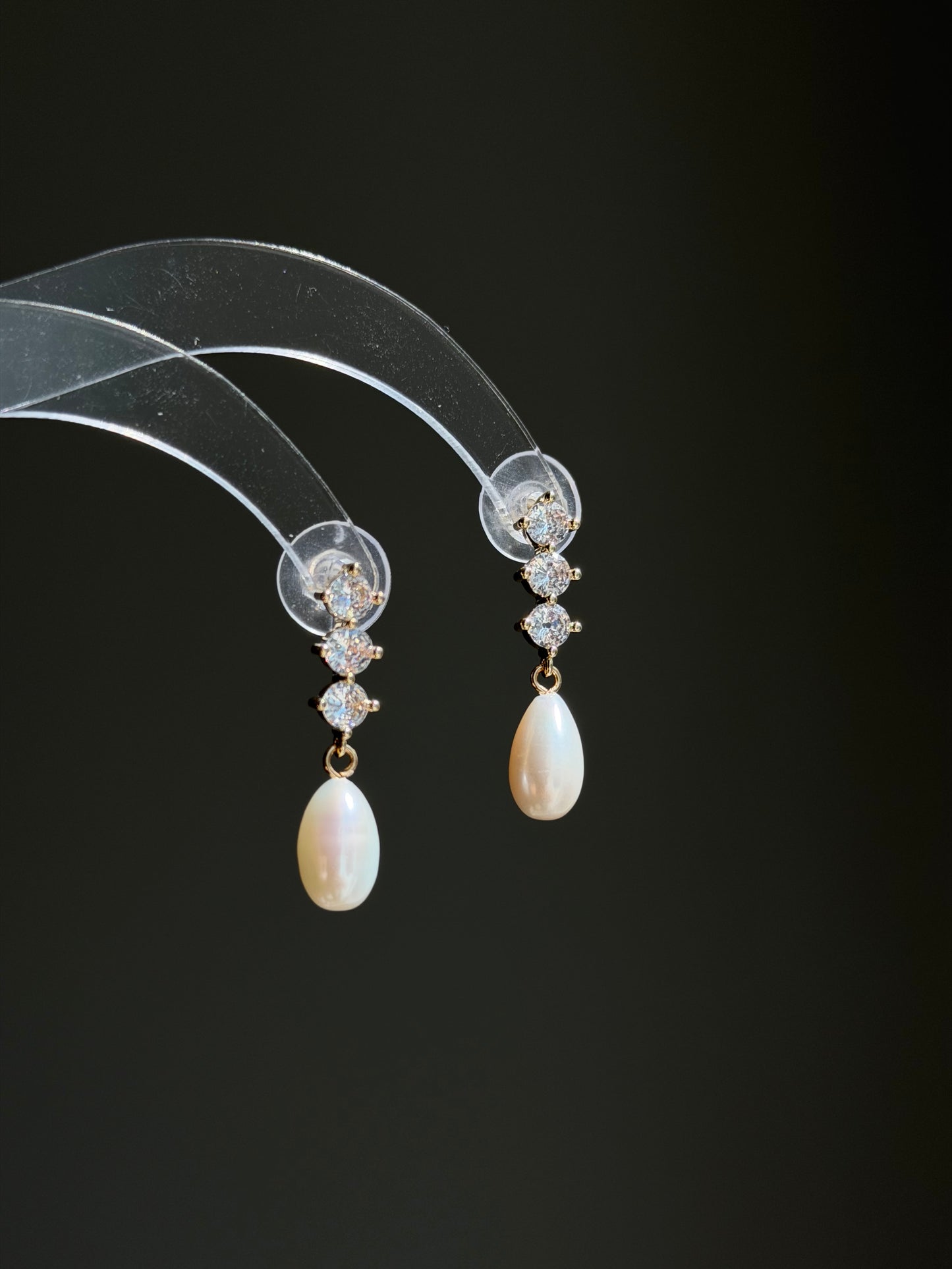 SERAPHINE Dainty Pearl Drop Earrings