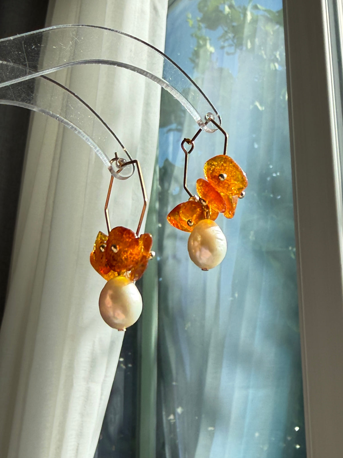 Baltic Amber & Large Baroque Pearl Wreath Hoop Earrings | Autumn Caramel Collection