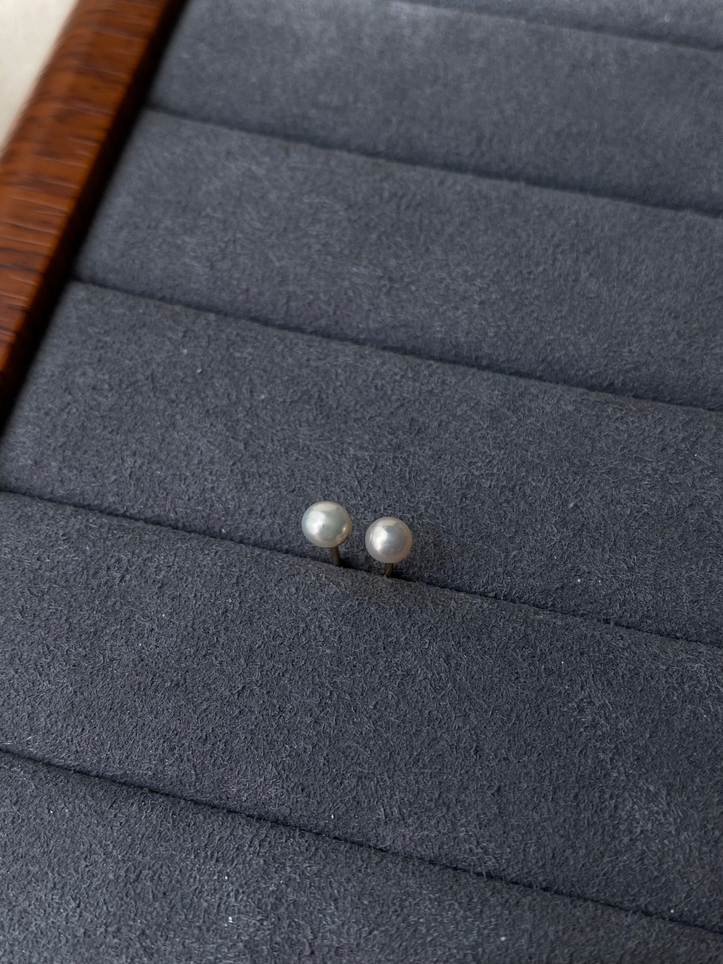 Classic Freshwater Pearl Stud Earrings – Minimalist Everyday Jewelry